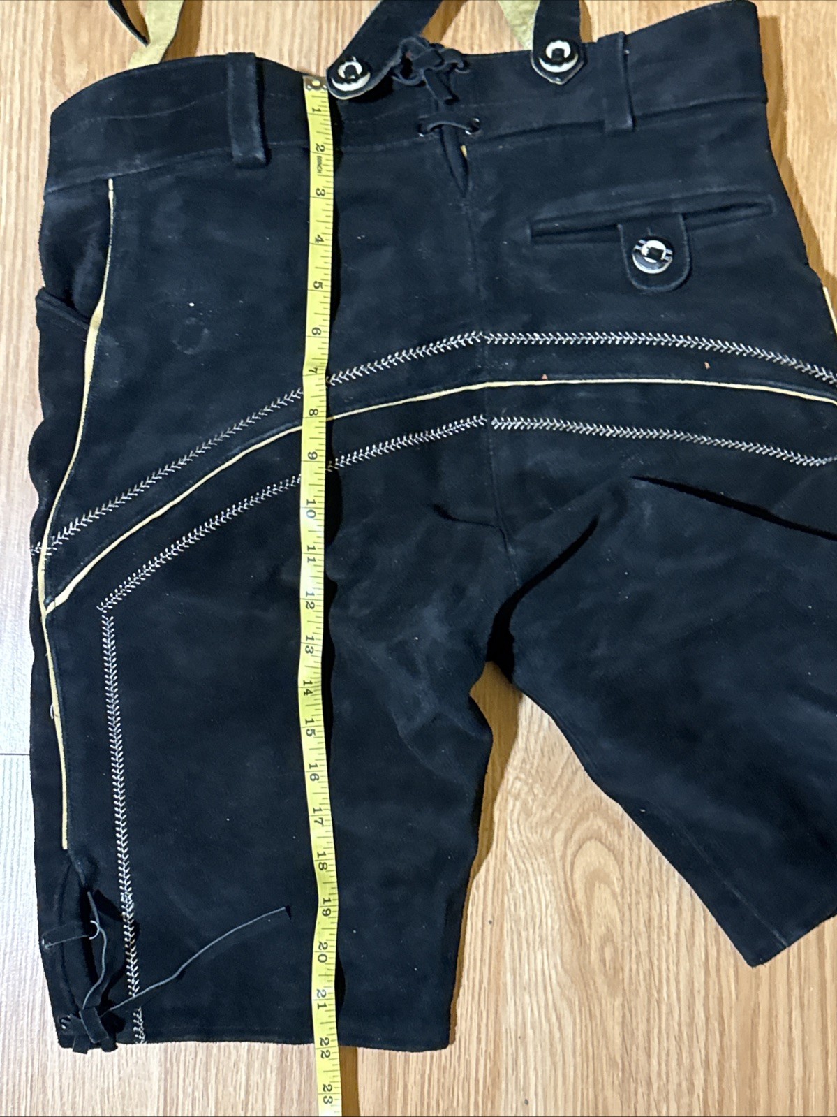 Gaudi Size 48 Black Suede Leather Lederhosen Bavarian Shorts Oktoberfest
