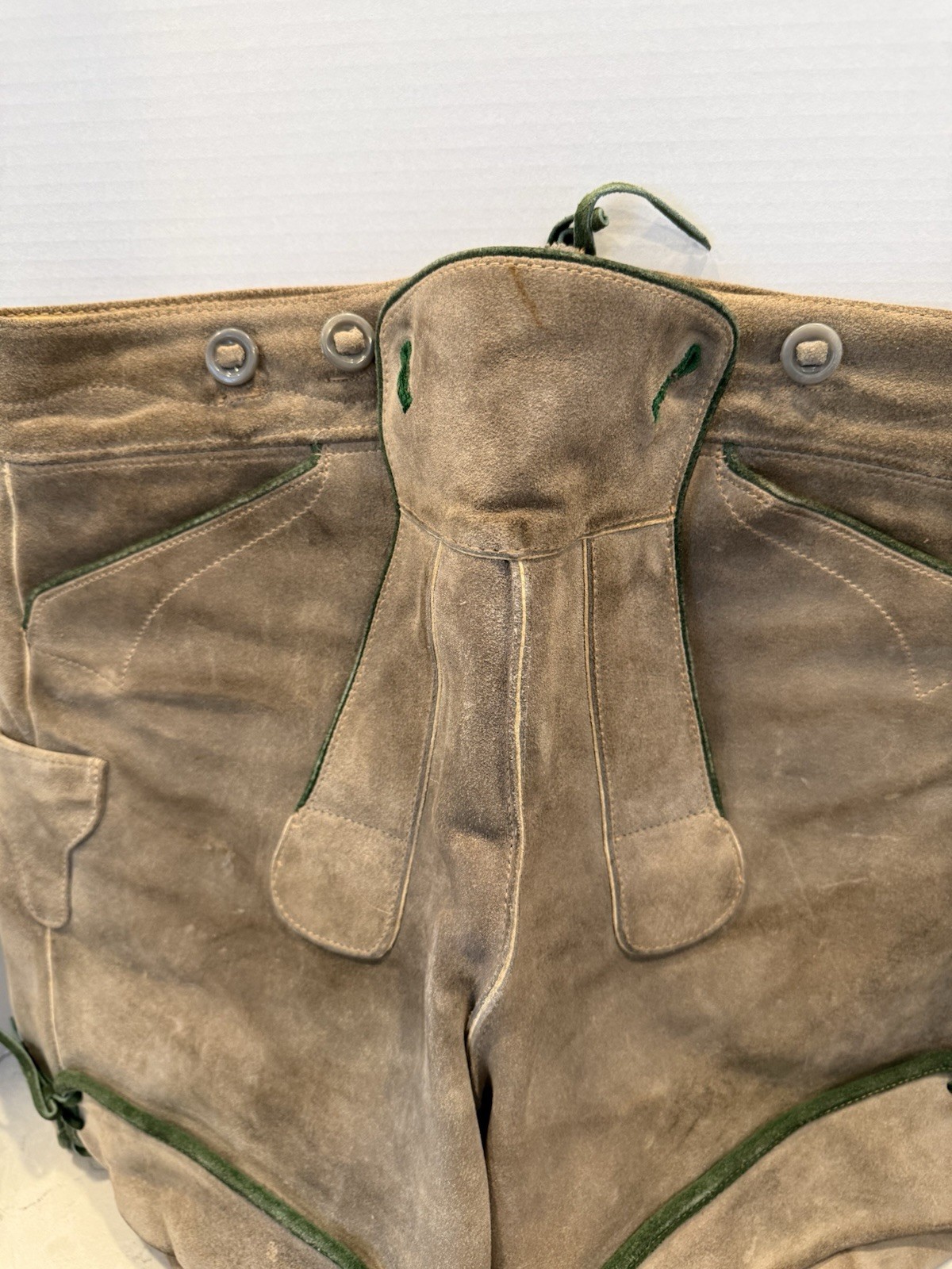 Suede Bergfreund Lederhosen Shorts