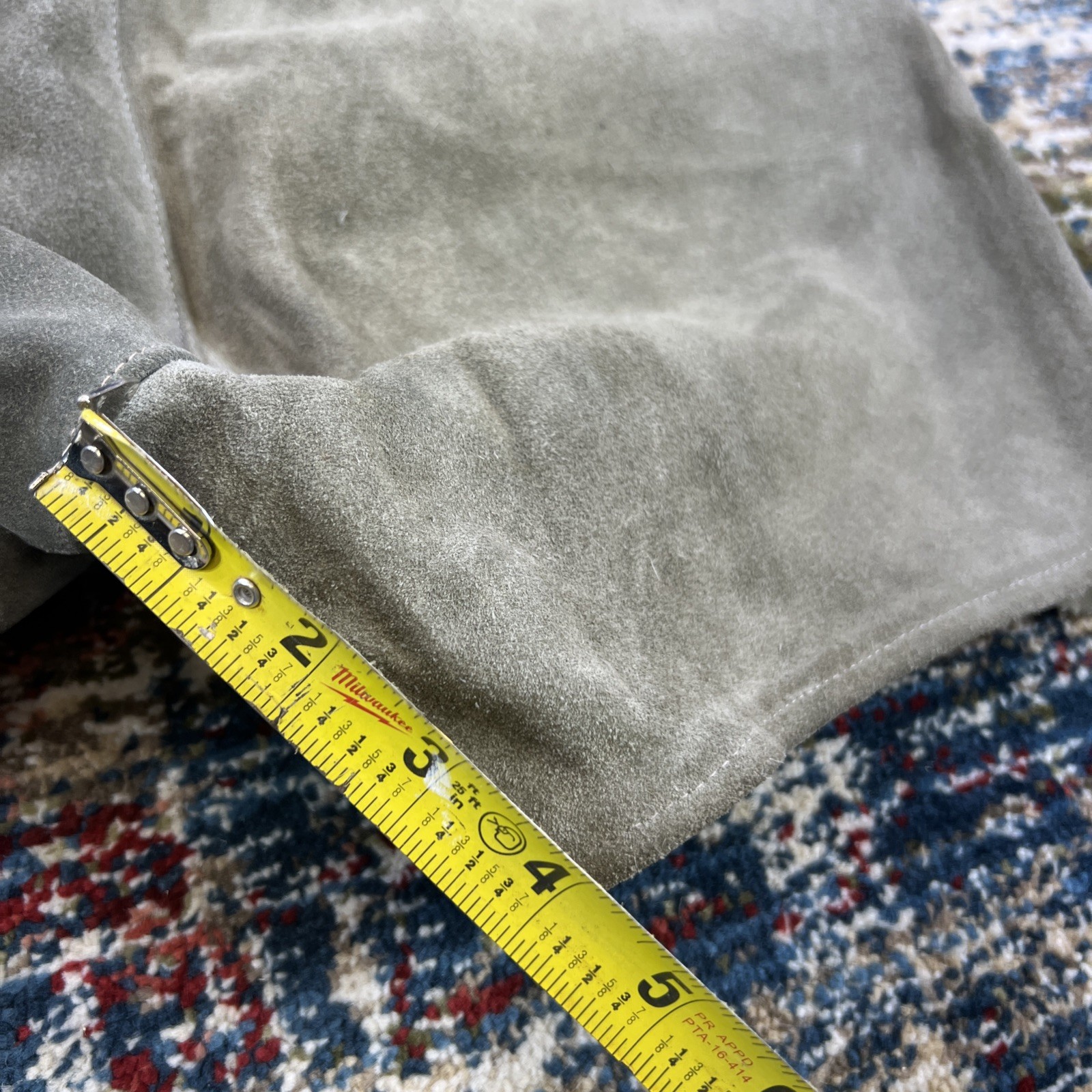 Vintage German Austrian Lederhosen Grey Shorts Suede Leather Size 38 Suspenders