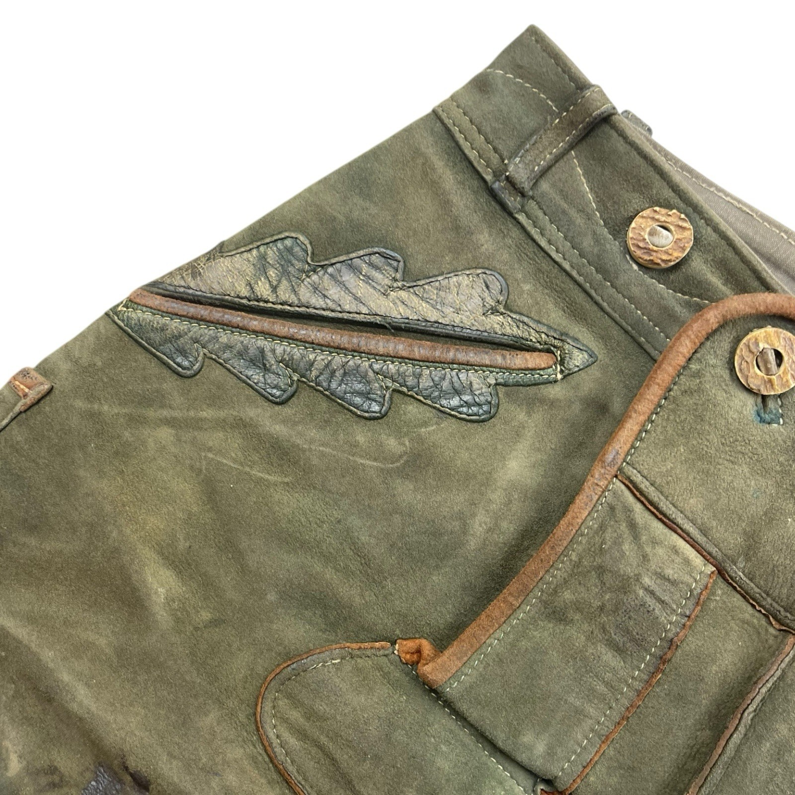 Short leather trousers size S-M waist 43cm laurel leaf 70s green leather vintage