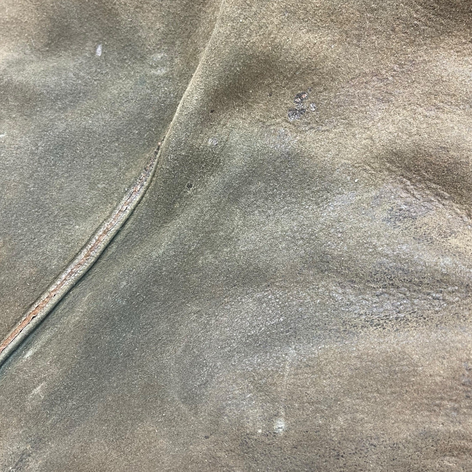 Short leather trousers size S-M waist 43cm laurel leaf 70s green leather vintage