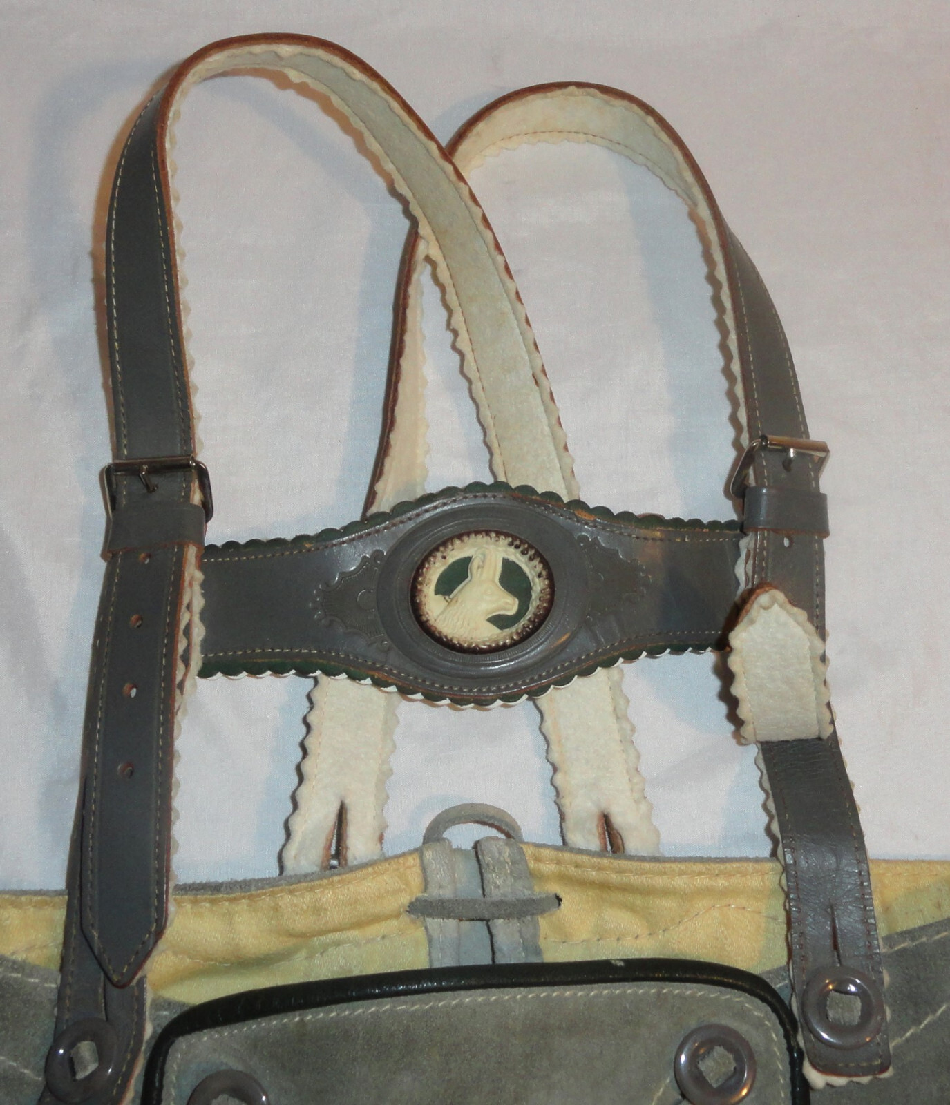 Vintage Raka German Size 10 Small Leather Suede Lederhosen Shorts & Suspenders