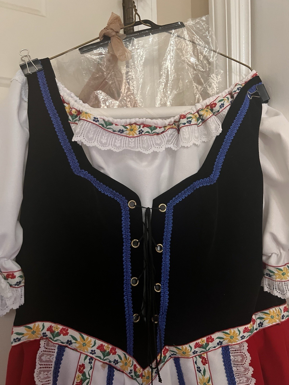 Bavarian/ Ukrainian/ Polish Oktoberfest Authentic Costume Sz 2X