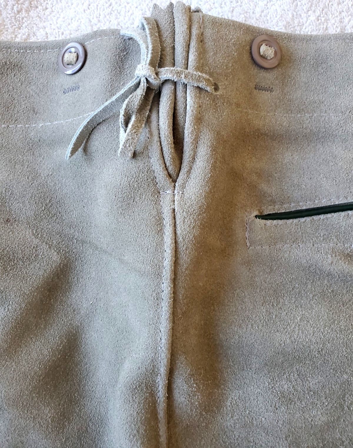 Vtg 70’s Authentic Lederhosen Gray-Green Shorts Suede Leather 30″Waist Edelweiss