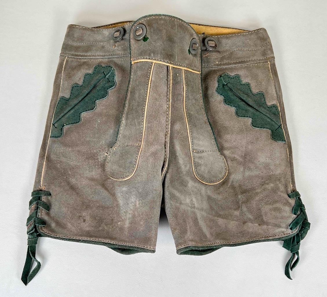 Vintage Marke Bergfreund German Lederhosen Grey Suede Leather Shorts Child Sz. 1