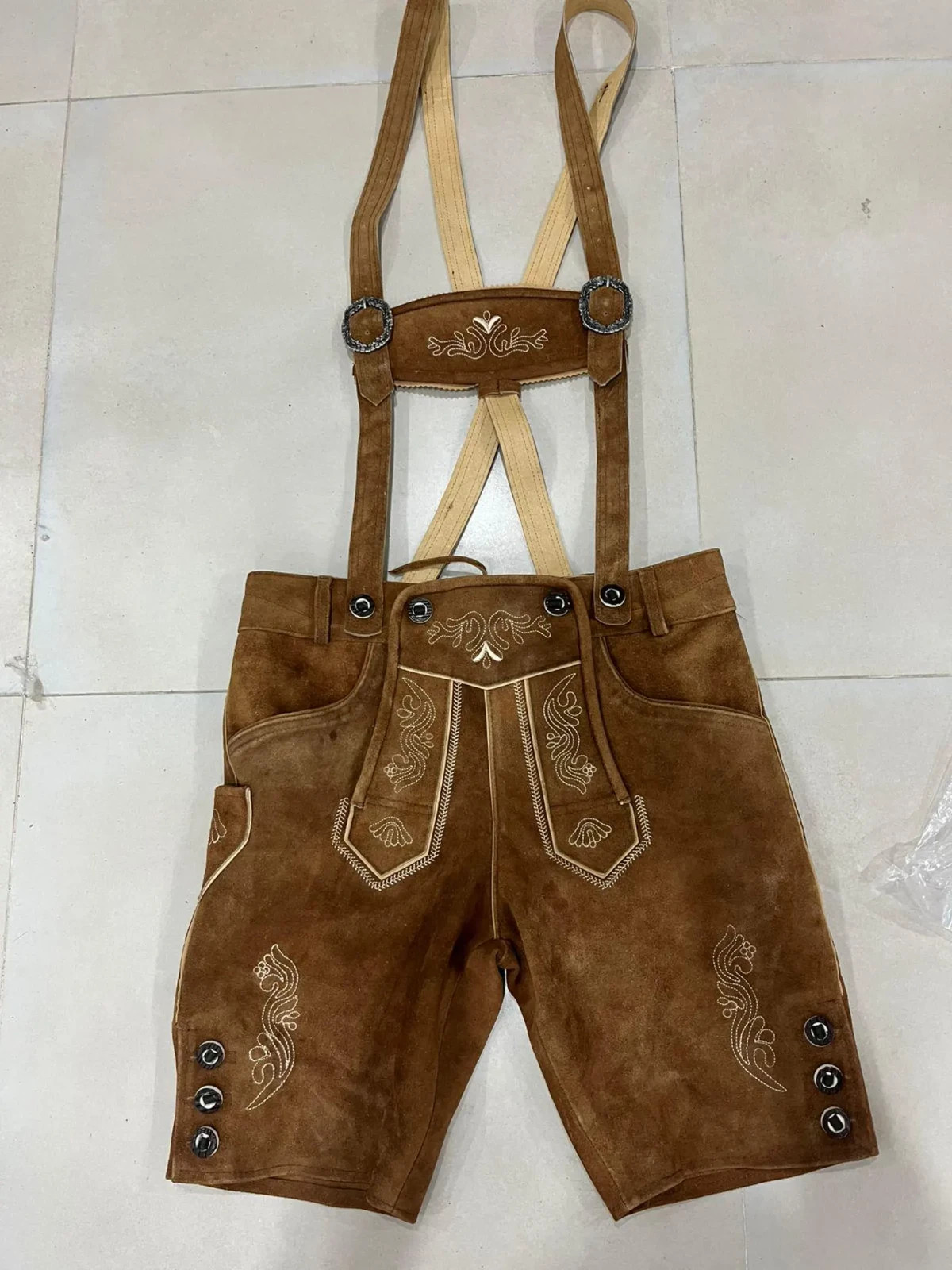 Men’s Authentic Suede Lederhosen: Embroidered Suspenders Oktoberfest Costume
