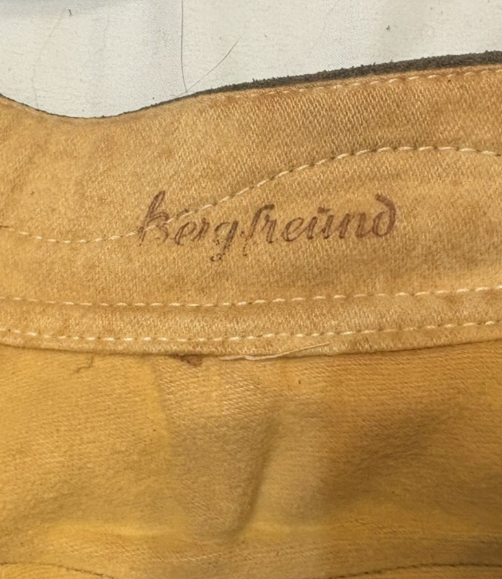Vintage Men’s Bergfreund Suede Lederhosen Oktoberfest Loden green sz 48 1960s