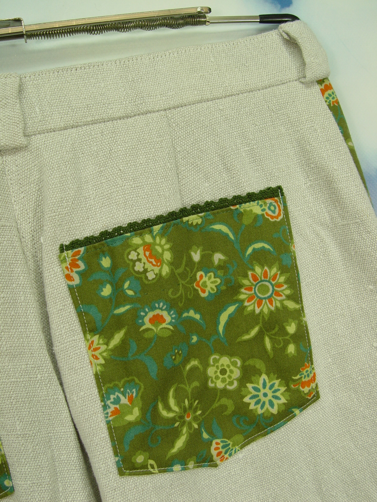 Upcycled pants men’s shorts green pockets linen short pants UCS008 size 46