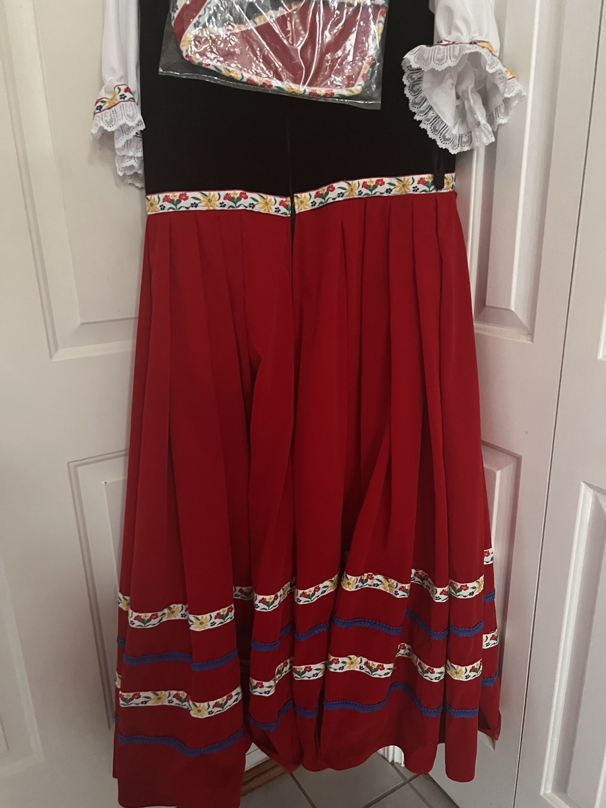 Bavarian/ Ukrainian/ Polish Oktoberfest Authentic Costume Sz 2X