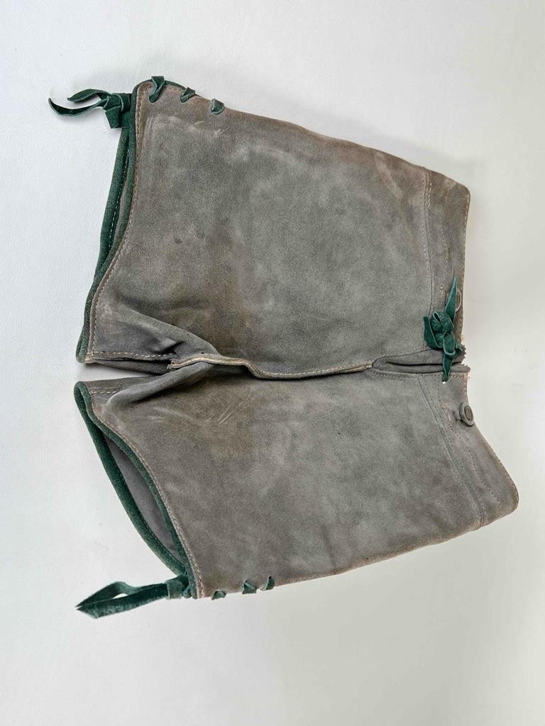 Vintage Marke Bergfreund German Lederhosen Grey Suede Leather Shorts Child Sz. 1
