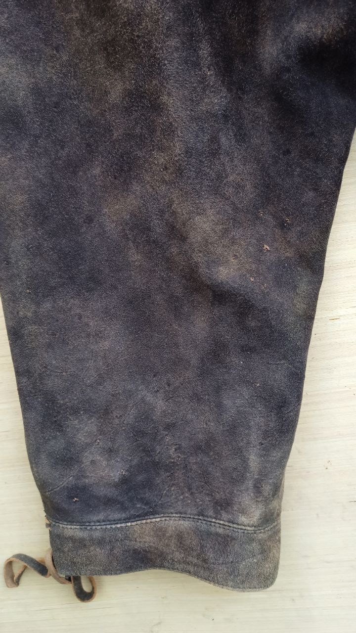 Bavarian traditional Lederhose shorts. German leather suit. Size 52