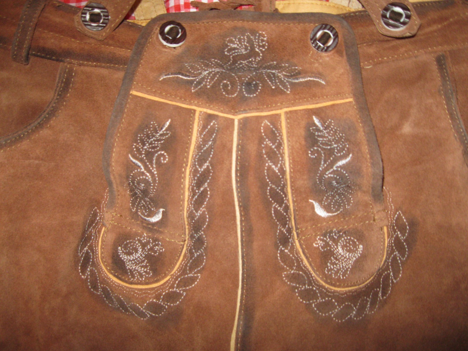COMPLETE COUPLE GERMAN LEDERHOSEN OUTFIT waist sz 40 & BEER STEIN HALLOWEEN