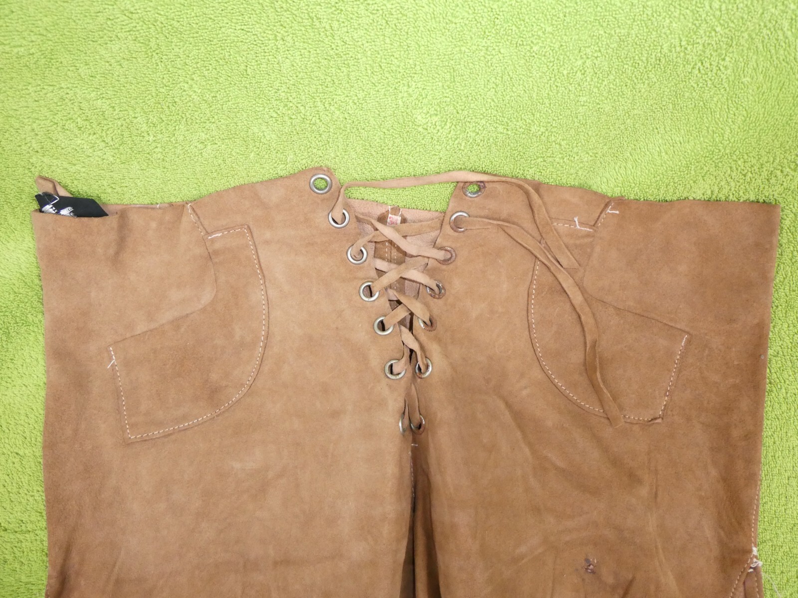 Vintage Ladies Short Leather Trousers No.20