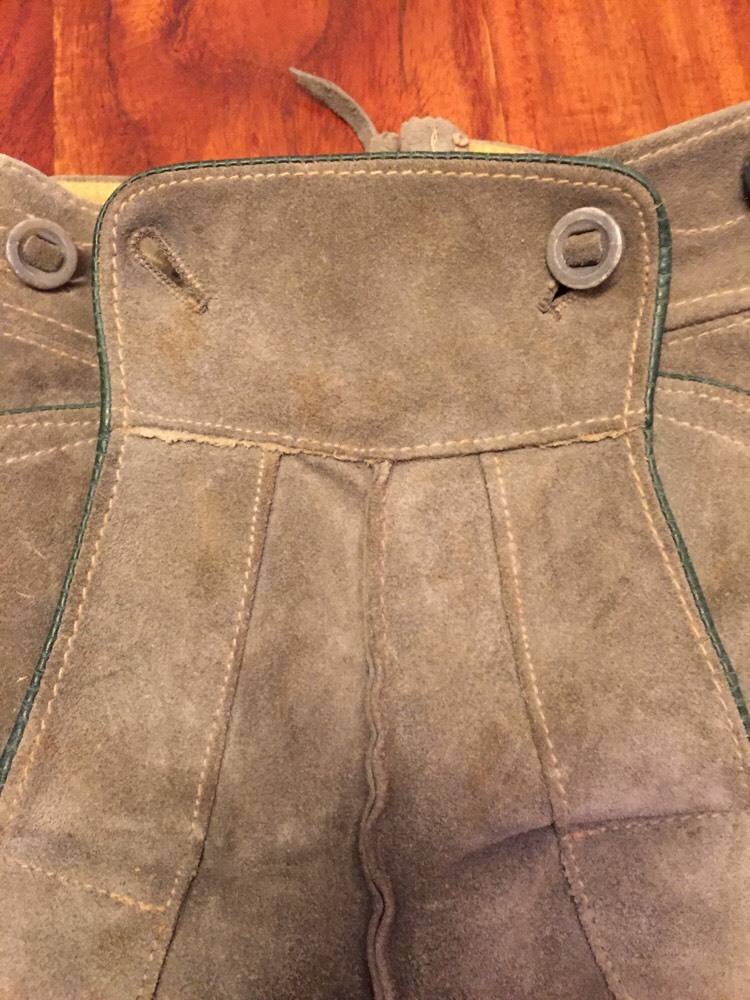 Vintage German Lederhosen Leather Suede Child’s Hunter Green Shorts (LS)