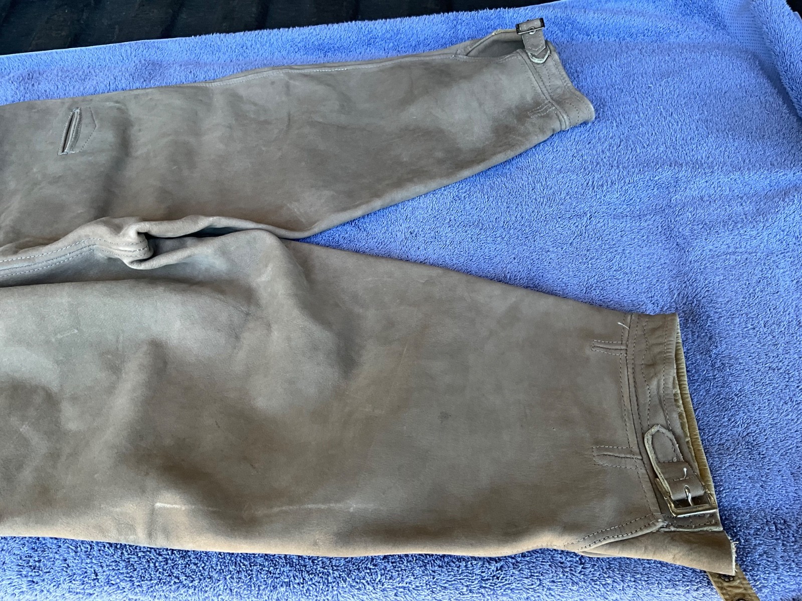 Authentic European Lederhosen high quality 28″ waist 27″ length Octoberfest!