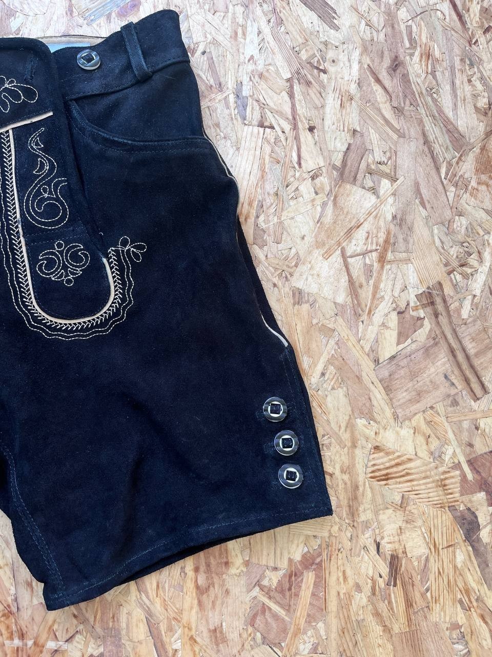 TR Martha Genuine Suede Leather Lederhosen Shorts Black Embroidered NWT Size 48