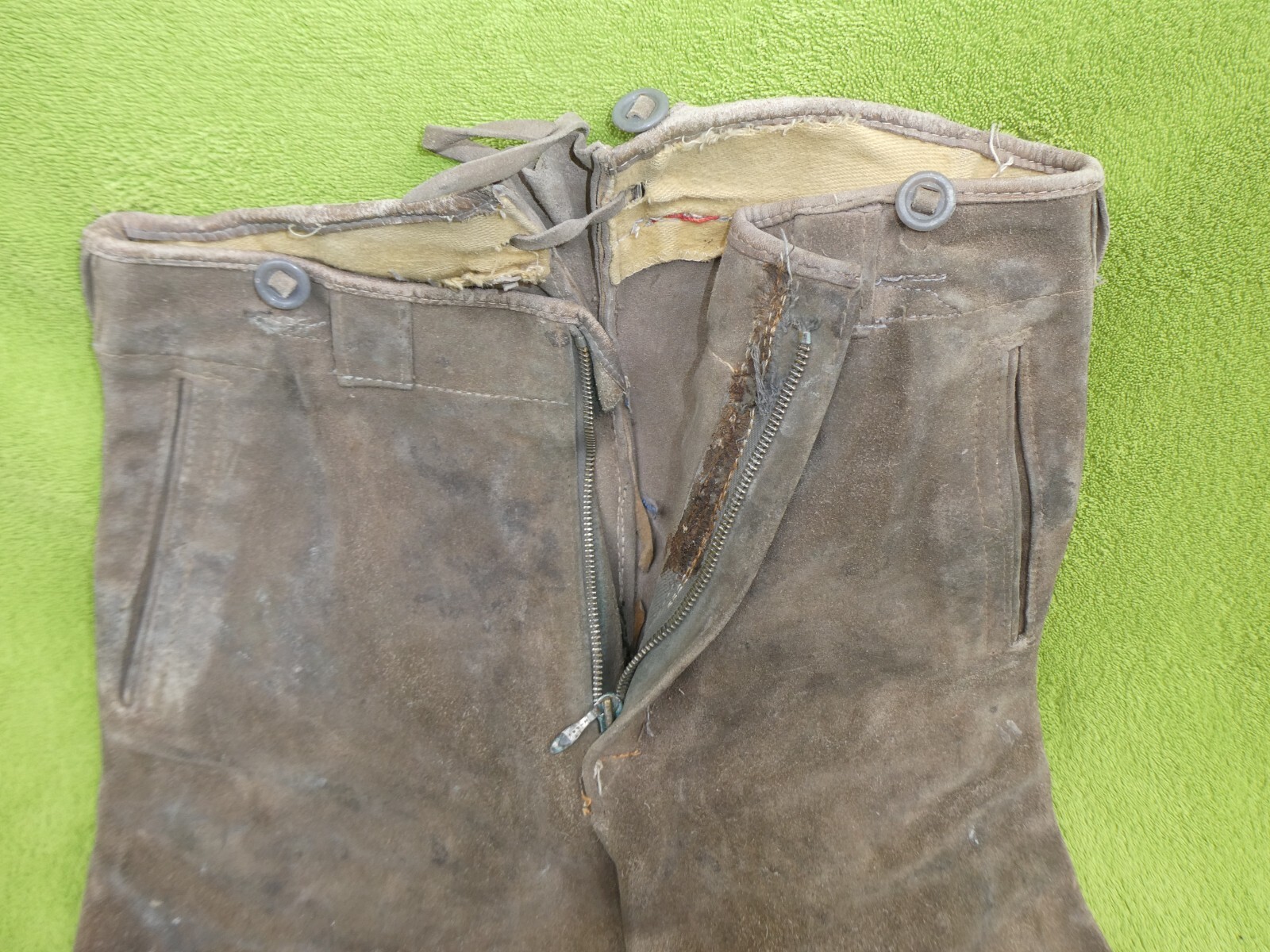 Old children’s costume leather pants knee band leather pants No. 95