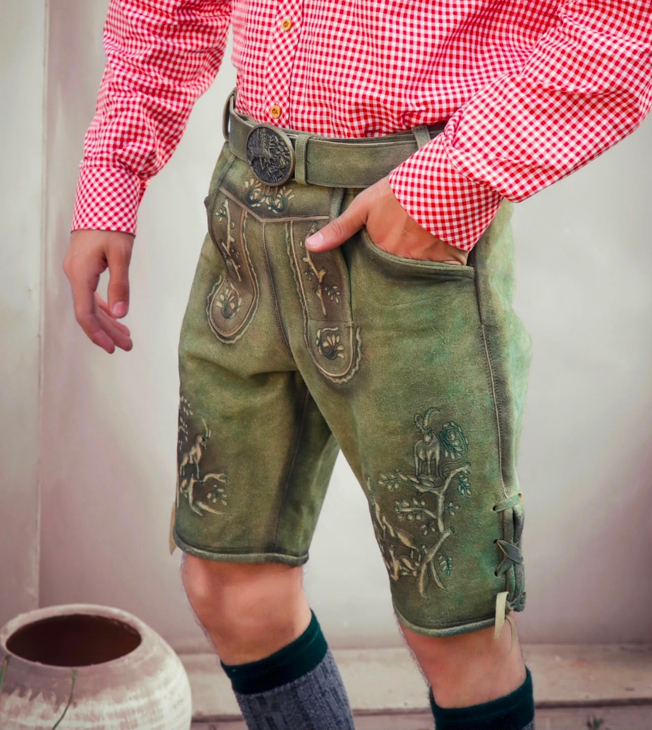 Vintage Green Leather Lederhosen Shorts Men Oktoberfest Embroidery Trachten Shor