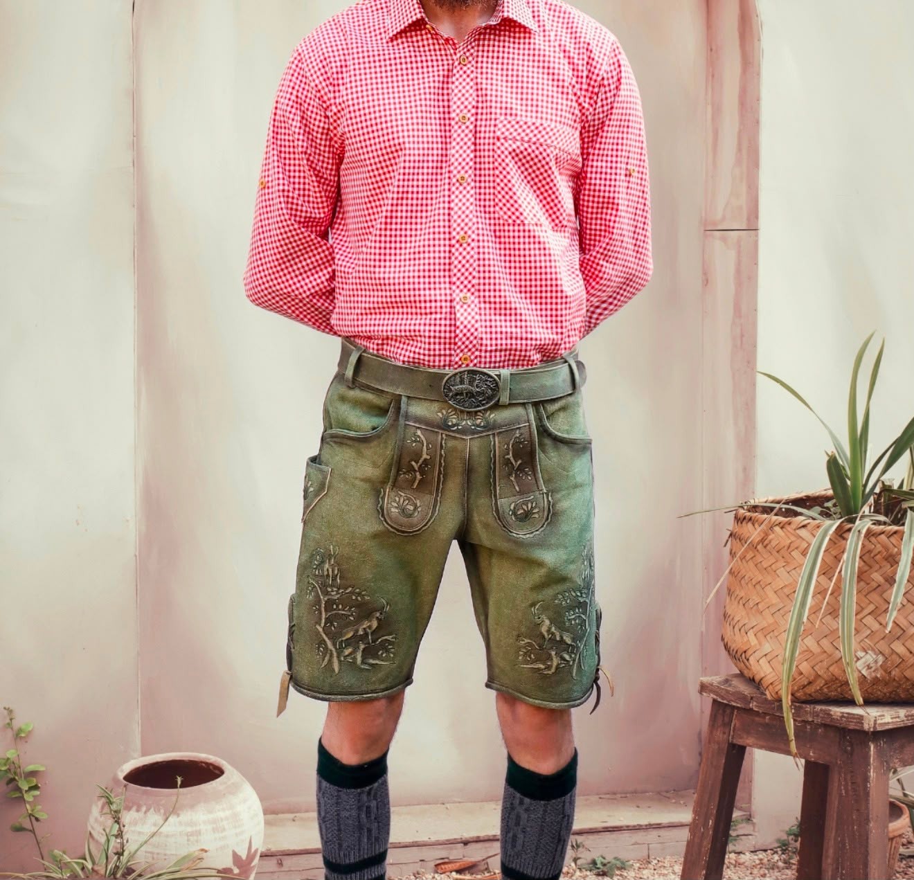Vintage Green Leather Lederhosen Shorts Men Oktoberfest Embroidery Trachten Shor