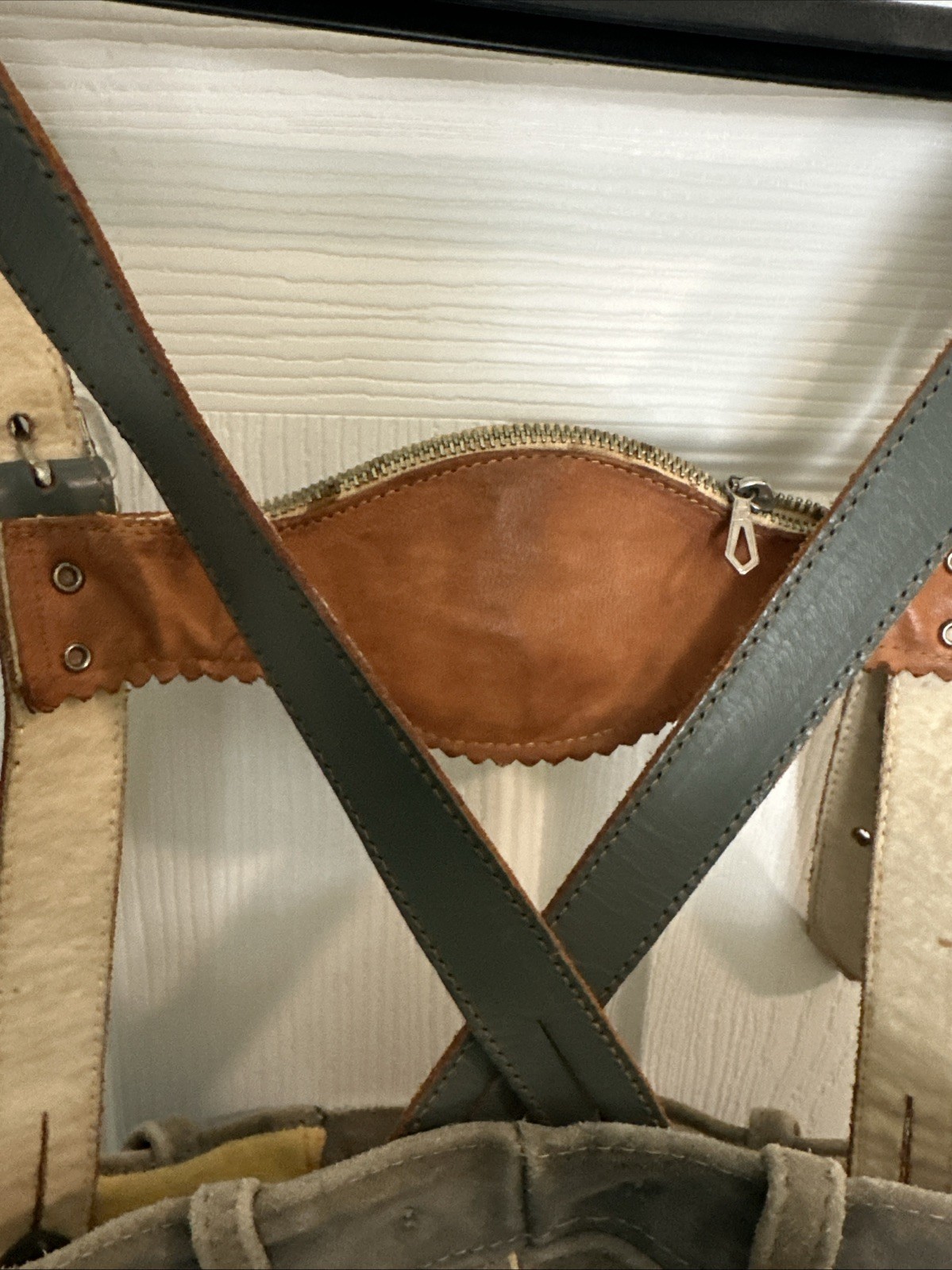 VTG Lederhosen Germany Suede Leather Shorts Suspenders Oktoberfest Child Size